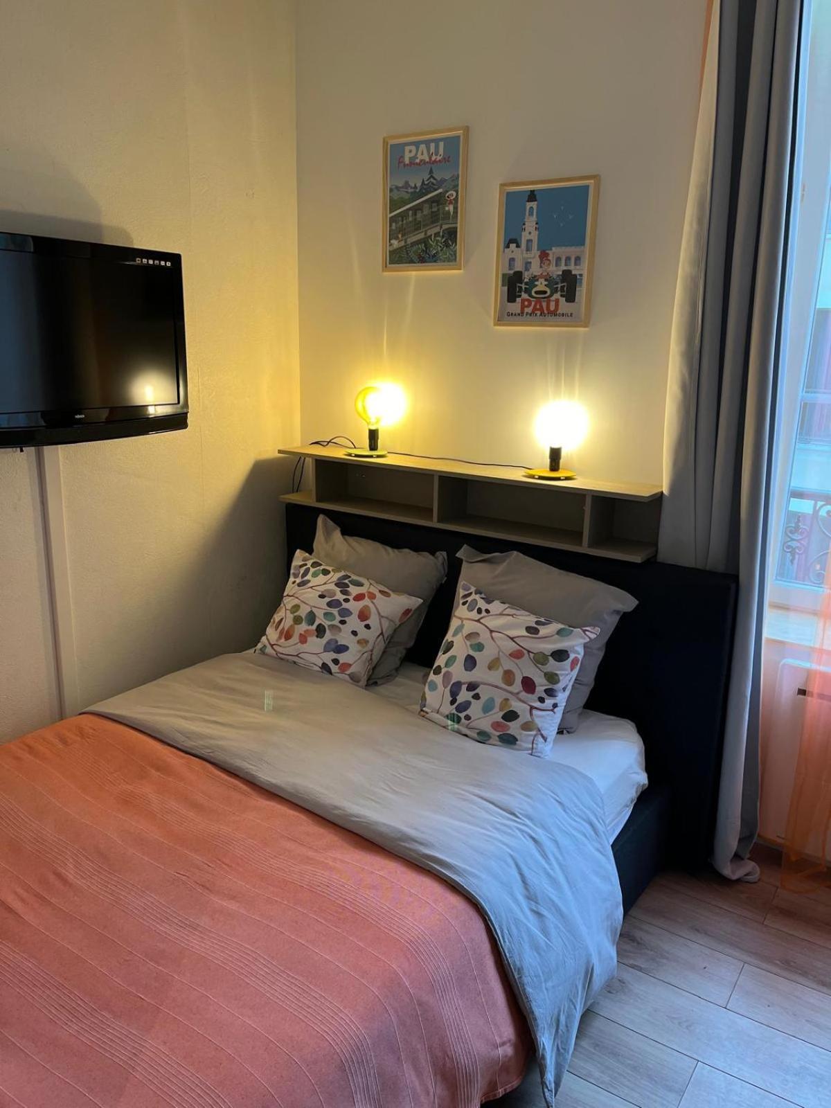 Studio Cosy En Coeur De Ville Pau Kültér fotó